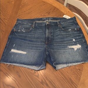 Old Navy High Rise Slouchy Straight Jean Shorts NWT Size 16